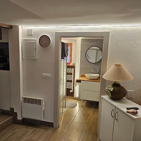 Joli Appartement Au Coeur Du Village Orsières Exteriör bild