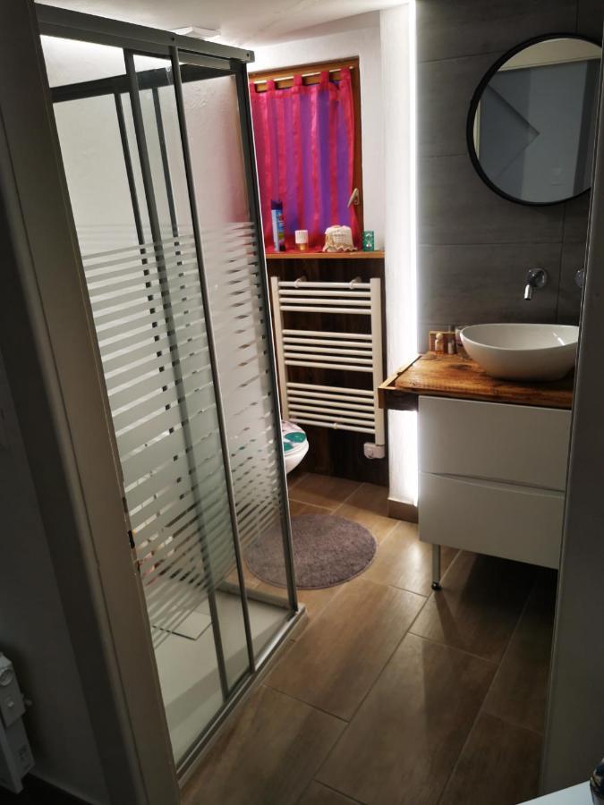 Joli Appartement Au Coeur Du Village Orsières Exteriör bild